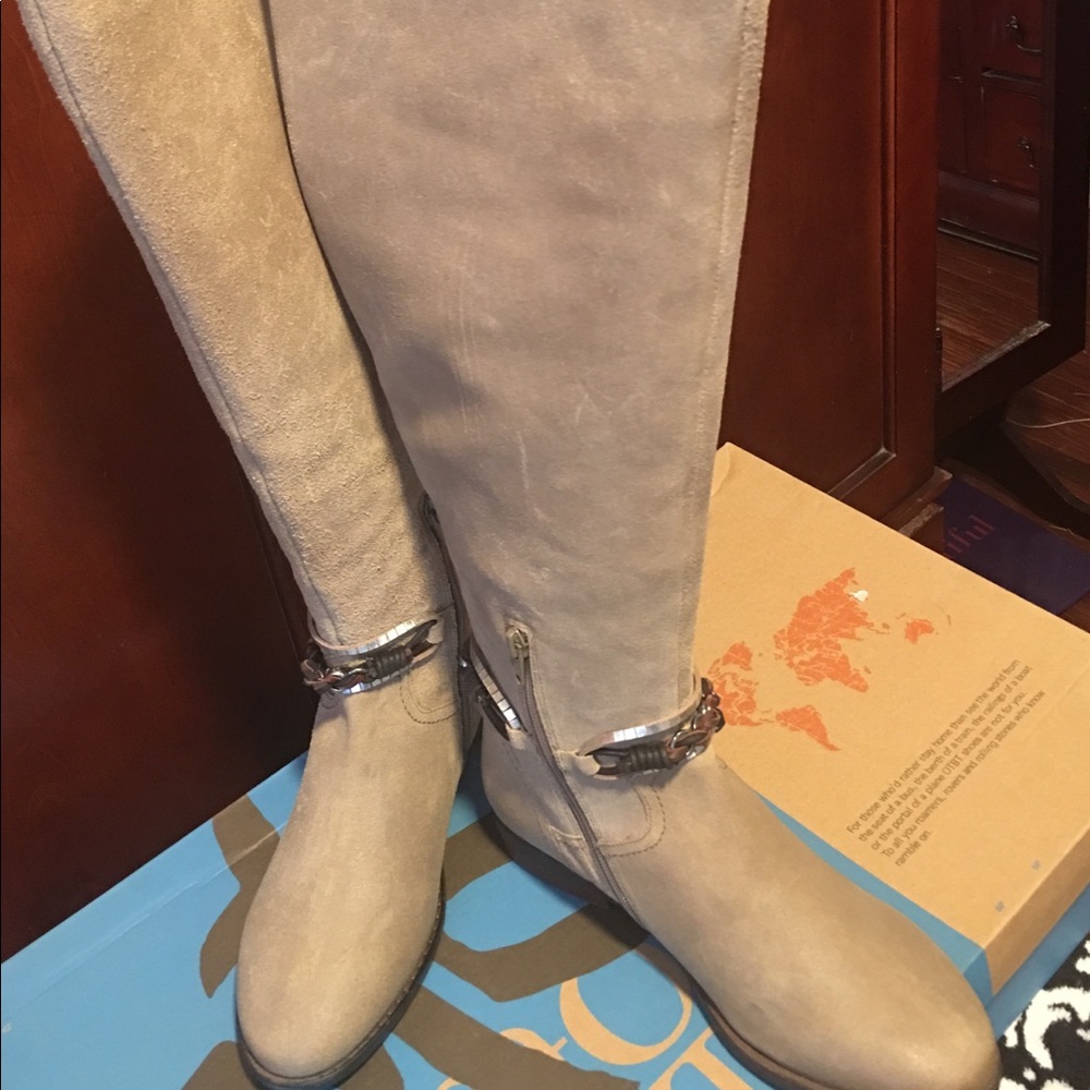 OTBT. Genuine Suede Riding Boots❤️